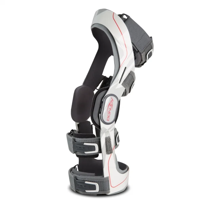 How can I adjust my djo renegade Donjoy Renegade Knee Brace?