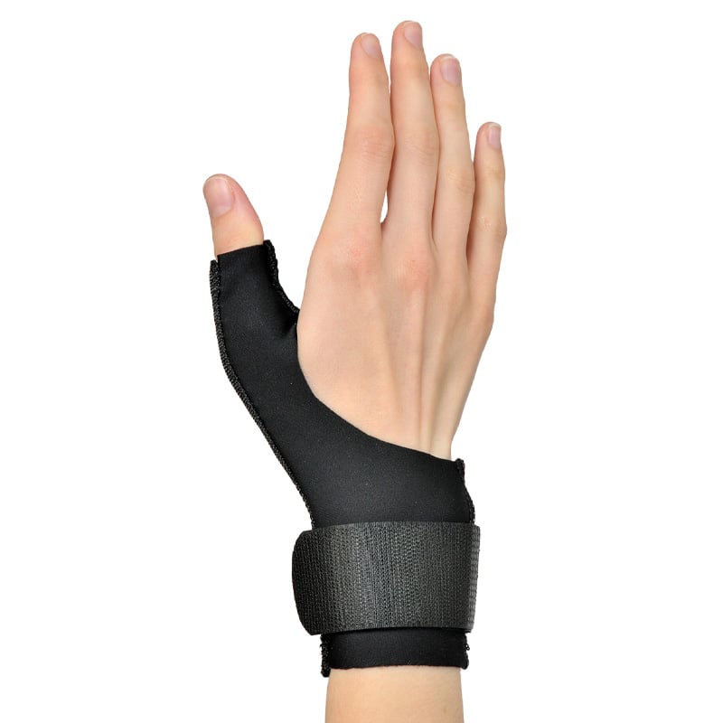 In what ways does the Airflex Active Thumb Lacer adapt to motion?